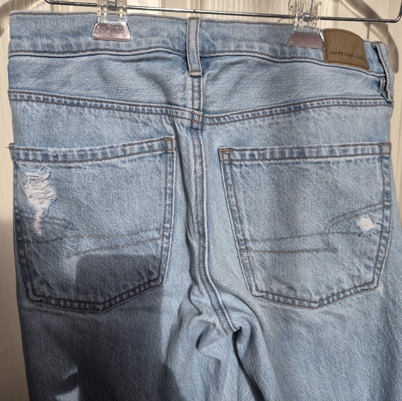 American Eagle Outfitters Light Blue  90sStraight Leg Jeans Size 4 regular EUC - Picture 13 of 14